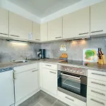 - Haus D, App 0d0803 Heiligenhafen