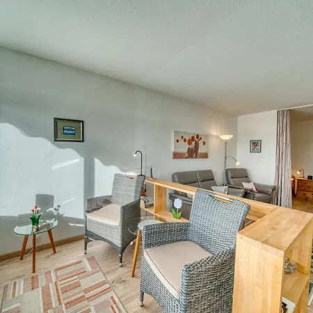 - Haus D, App 0d0803 Appartement *